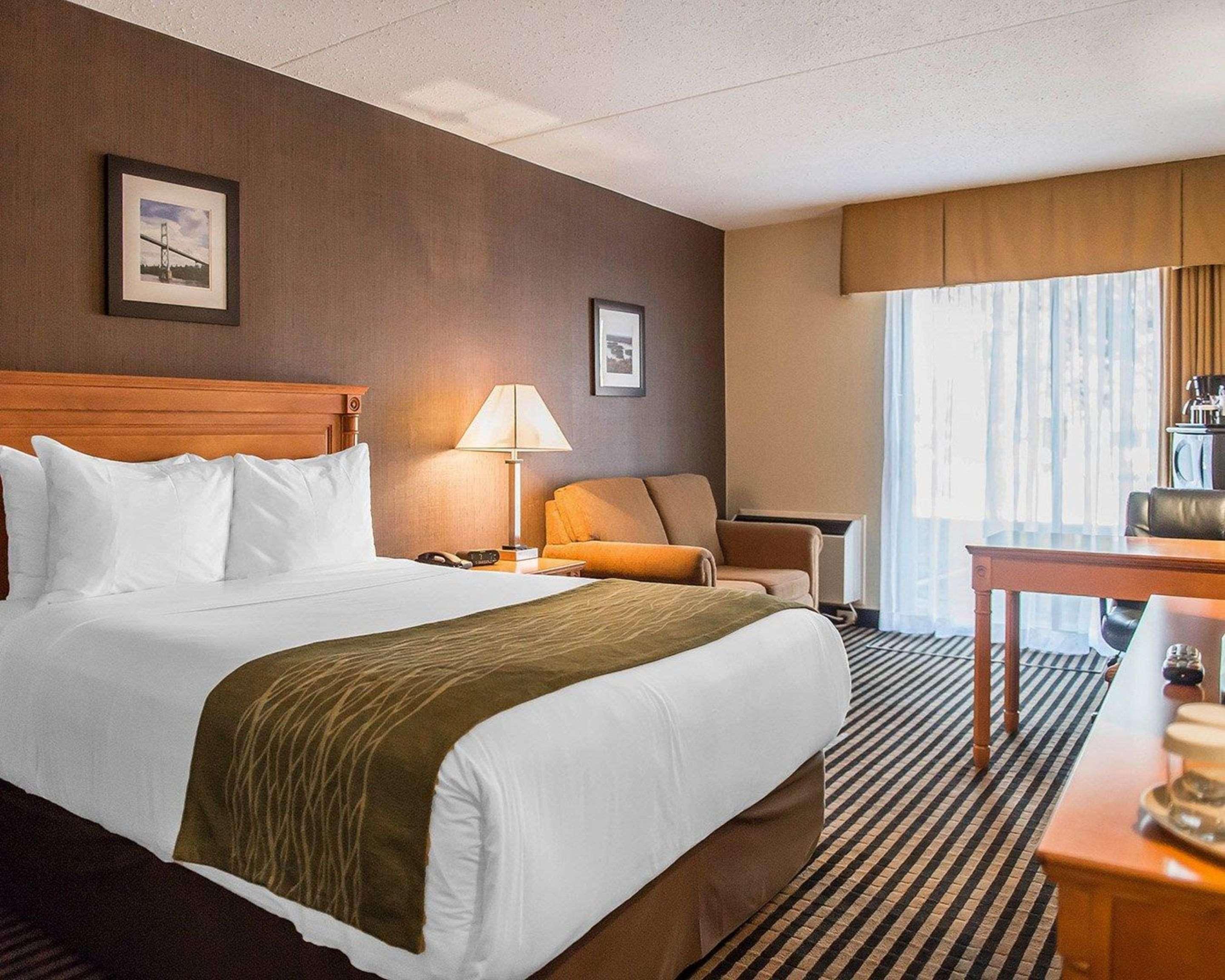 Comfort Inn Brockville Exterior foto