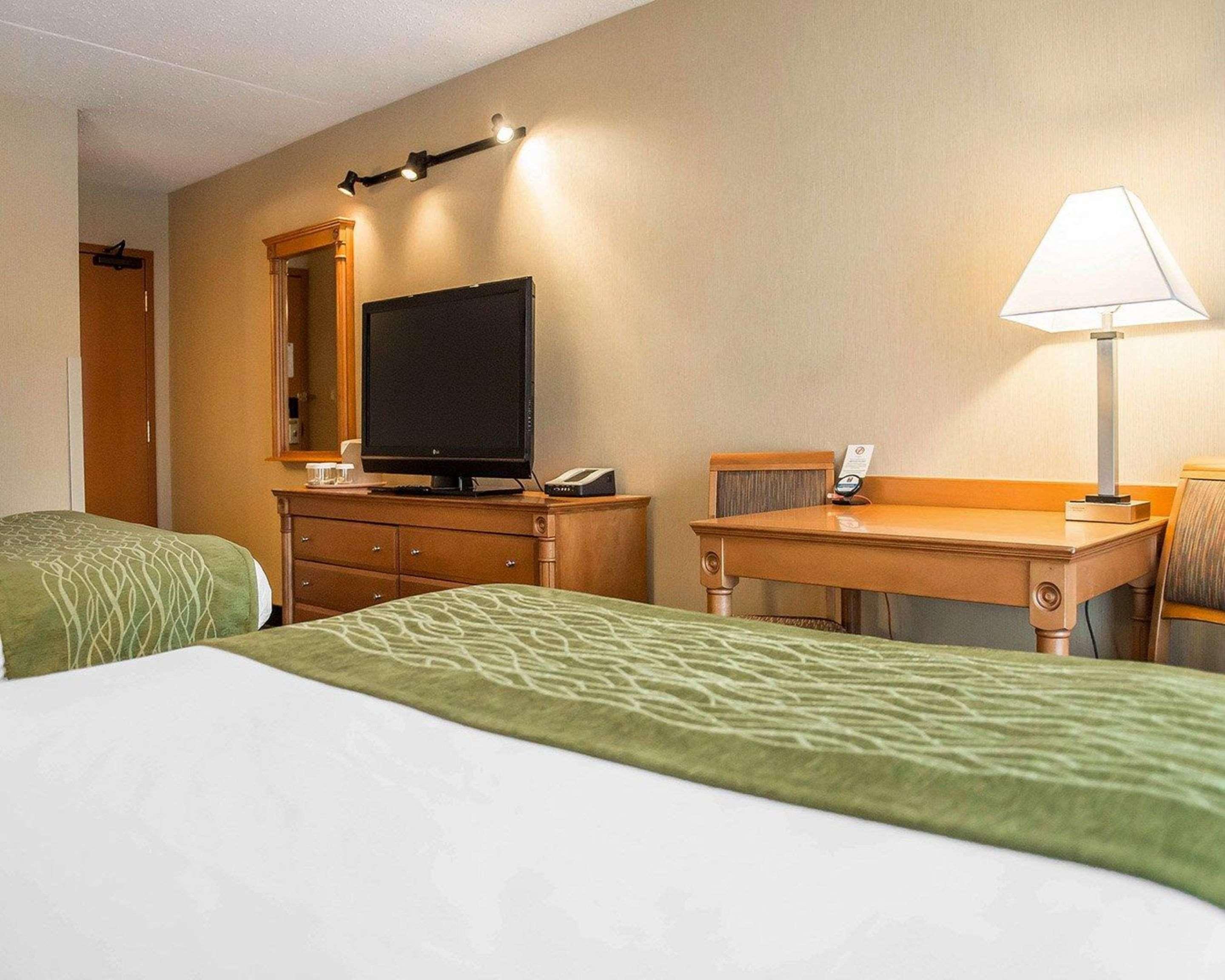 Comfort Inn Brockville Exterior foto