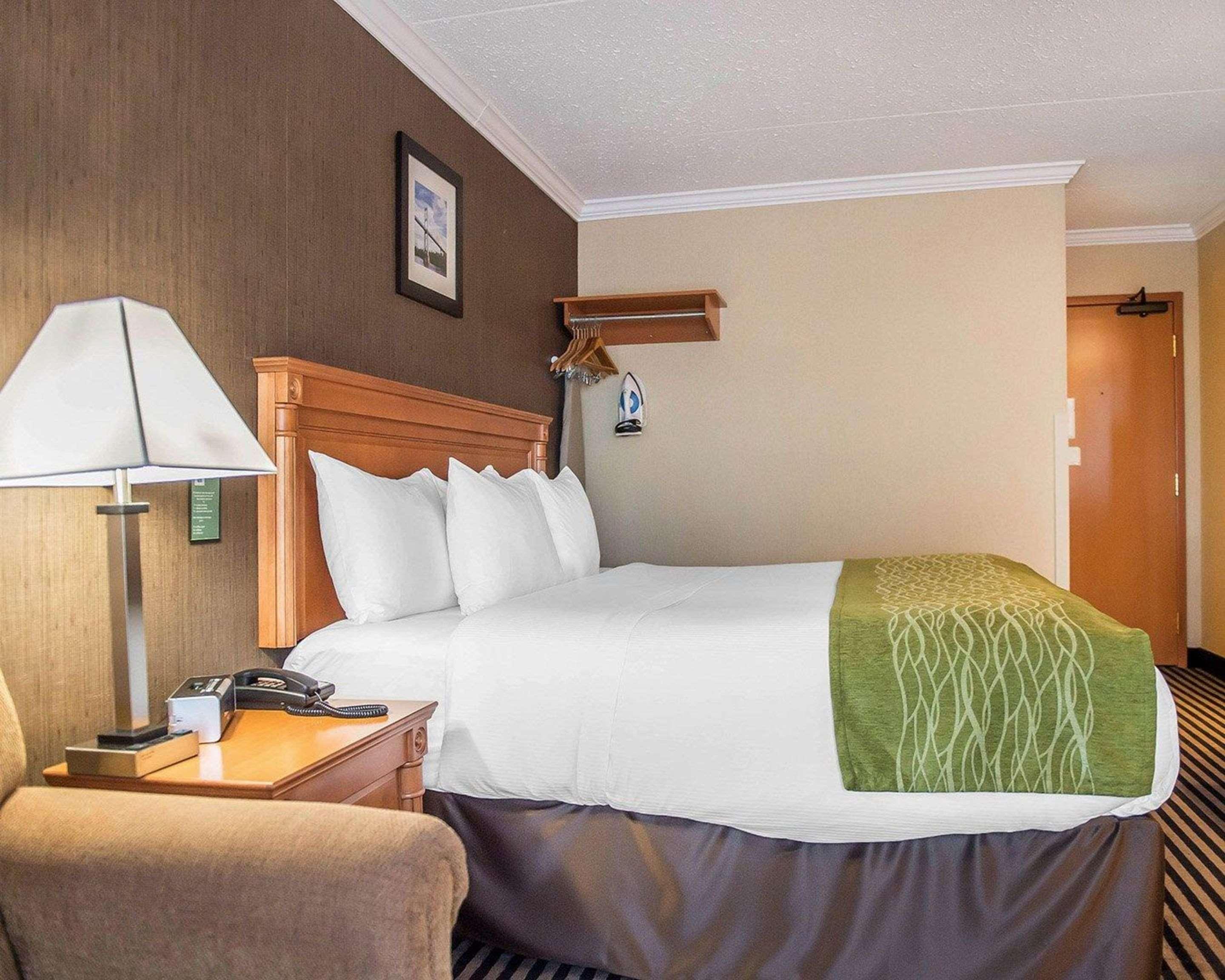 Comfort Inn Brockville Exterior foto