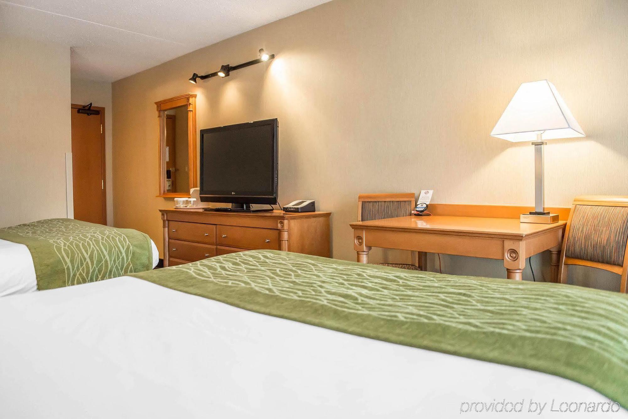 Comfort Inn Brockville Exterior foto